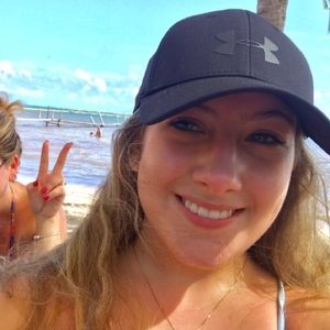 Meet your Posher, Isabella